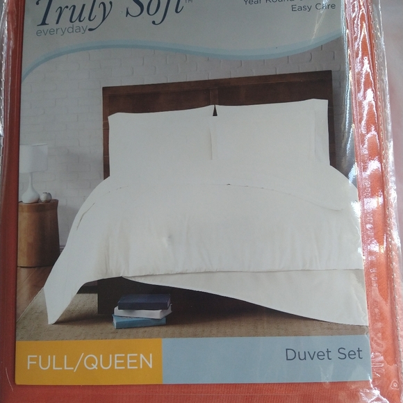 Truly Soft Everyday 3-Piece Full/Queen Duvet Cover Set in Orange - Picture 5 of 6